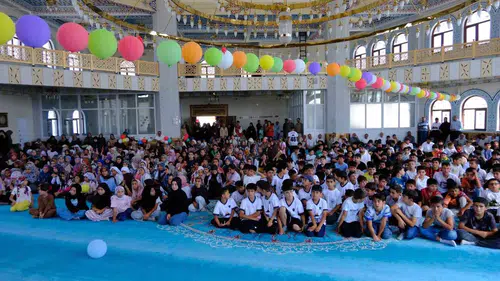 Tuşba ilçesinde yaz Kur'an kursları coşkulu bir törenle sona erdi