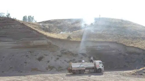 Ahlat'ta otluk alanda yangın paniği itfaiyenin hızlı müdahalesiyle söndü
