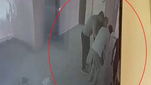 Okul müdürünün Heimlich manevrası 5 yaşındaki çocuğu hayata bağladı