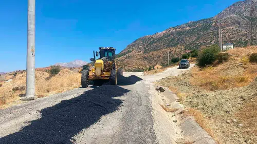 Sason’un dört köy yolunda asfalt onarımı tamamlandı