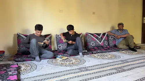 Yüksekova'da imkansızlıkları aşan ikizler Fen Lisesi hayallerine ulaştı