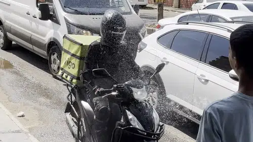 Diyarbakırda kavurucu sıcaklar yaşamı durdurma noktasına getirdi