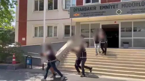 Sur'da el bombasıyla yakalanan 4 şüpheli cezaevine gönderildi