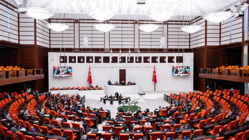 Dağdan inişin yol haritası Meclis’te: Çözüm sürecinde kritik imza aşaması