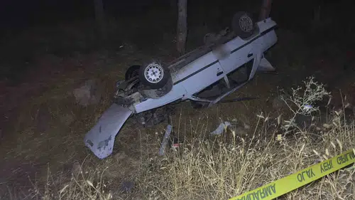 Şanlıurfa yolundaki feci kazada çiçeği burnunda damat yaşamını yitirdi