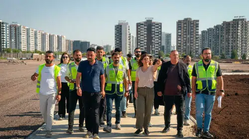 Diyarbakır’da yeşil seferberlik: Eşbaşkan Bucak dev park projelerini yerinde inceledi