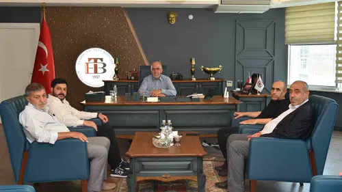 Elazığ Ticaret Borsası seçimlerinde adaylar üye listesi için buluştu