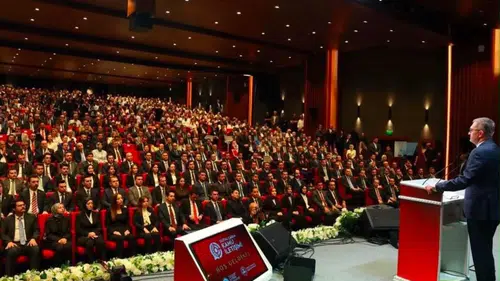 Kamu İletişiminde Dijital Dönüşüm Stratejileri Bitlis'te Ele Alındı