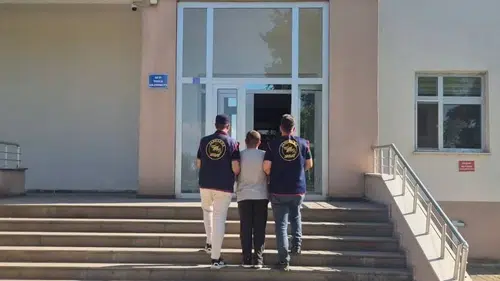 Bingöl'de jandarma operasyonlarında 5 firari yakalandı