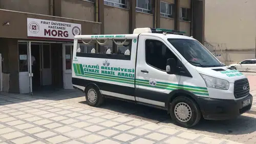 Elazığ'da korkunç kaza Ağıla kurt girdiğini sanan adam eşini vurdu