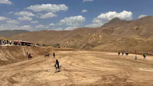 Erciş Ulupamir takımı Kökbörü Ligi finaline adını yazdırdı