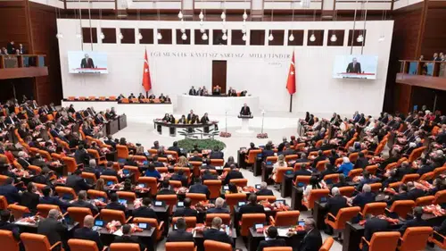 DEM Parti’de kritik mesai: Çerçeve yasa için düğmeye basıldı