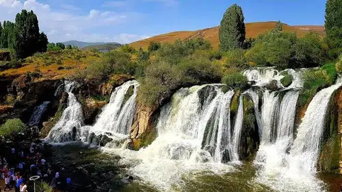 Van'da piknik yapan 4 yaşındaki çocuk sulama kanalında can verdi