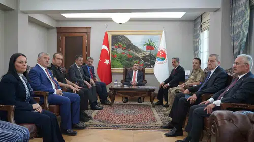 Millî Eğitim Bakanı Yusuf Tekin Şırnak’ta temaslarda bulundu