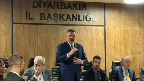 Amedspor-Erzurumspor randevusu öncesi Diyarbakır’da kritik zirve: Bakanlardan kardeşlik vurgusu