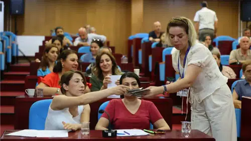 Diyarbakır Büyükşehir Meclisi’nde yeni dönem: Başkan vekilliği koltuğunun yeni sahibi belli oldu