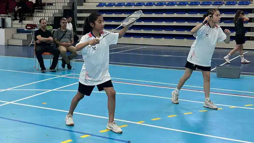 Elazığlı genç sporcular badminton liginde Türkiye finallerine yükseldi