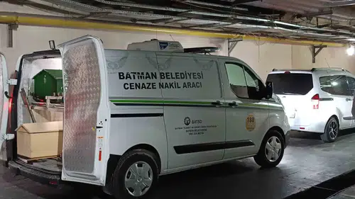 Kozluk ilçesinde yolun karşısına geçmek isteyen Selim Gören otomobil çarpması sonucu yaşamını yitirdi