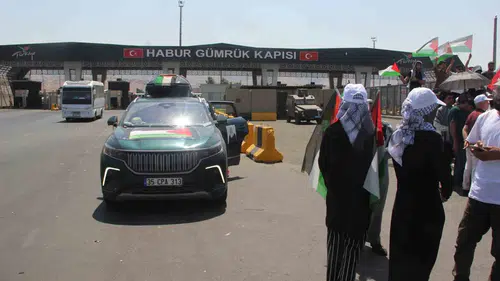 Gazze için yola çıkan aktivistlerin Irak sınırı engeliyle yolculuğu son buldu