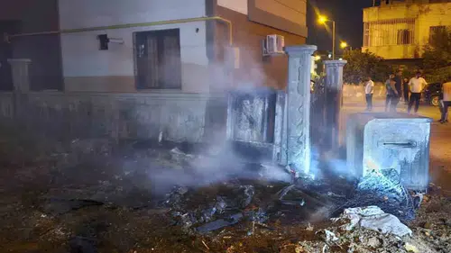 Batman Bahçelievler mahallesindeki elektrik trafosunda yangın paniği yaşandı