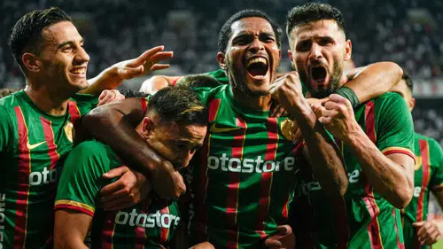 Süper Lig'de ezber bozan başlangıç: Amedspor fırtınası zirvede başladı