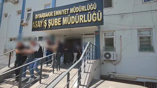 Diyarbakırda diş kliniğine düzenlenen silahlı saldırının failleri cezaevine gönderildi