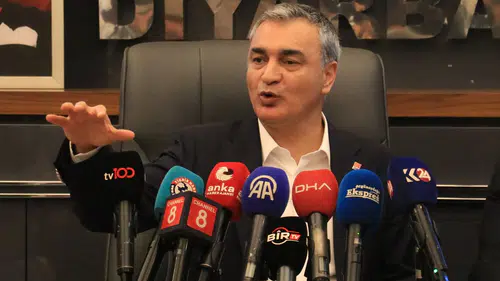 CHP Genel Başkan Yardımcısı Müslim Sarı Diyarbakır'da çözüm sürecini değerlendirdi