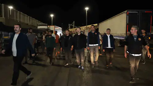 Doğubayazıt Kaymakamı Gürbulak Sınır Kapısında Gece Denetimi Yaptı