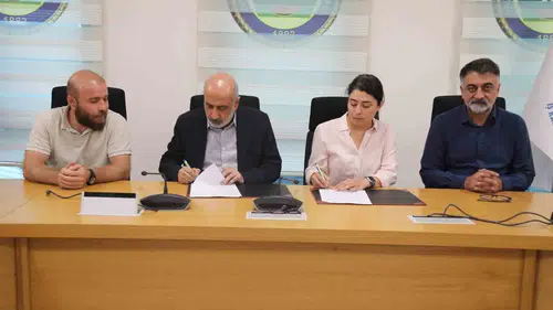 Diyarbakırlı çocuklar Şanozar ile kendi Kürtçe oyunlarını sahneleyecek