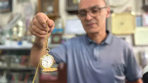Van'da dijital çağa rağmen eski saatlerin tutkusu bitmiyor