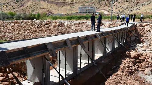 Şırnak Kasrik beldesinde selin izleri siliniyor
