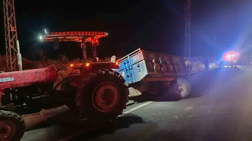 Mardin Artuklu yolunda cip ve traktör çarpıştı