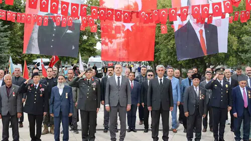 Ağrı'da Gaziler Günü için anlamlı anma töreni düzenlendi