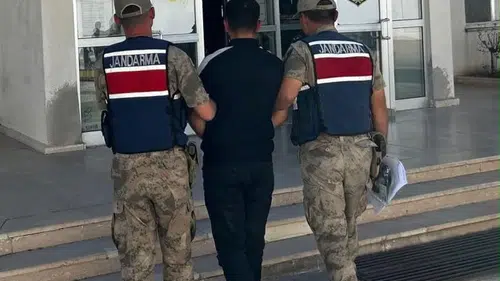 Viranşehirde aranan dolandırıcı jandarma operasyonuyla yakalandı