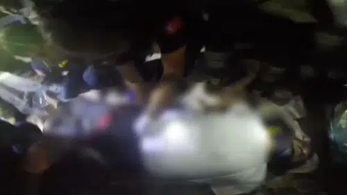 Diyarbakır'da devrilen tankerden kurtarılma anları kask kamerasına yansıdı