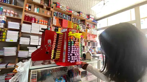 Ağrı Patnos'ta okul öncesi alışveriş hareketliliği başladı