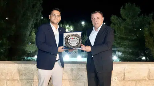 Midyat Belediye Başkanı Veysi Şahin sağlık çalışanlarıyla bir araya geldi