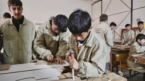 Ağrı'daki meslek liseleri üretimle 71 milyon liralık ciroya ulaştı