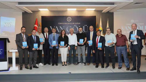 Van TSO Van Gölü için bilimsel bir rehber hazırladı