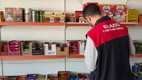 Palu ilçesinde market rafları gıda güvenliği için mercek altına alındı