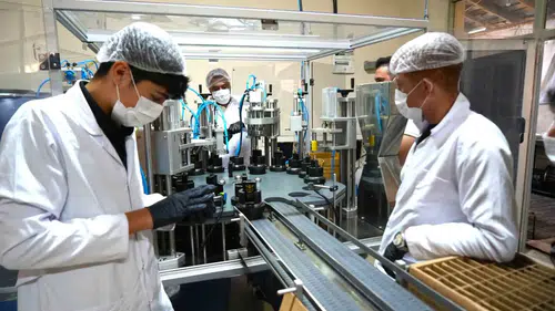 Muş'ta üretilen parfümler dünyaya açılıyor