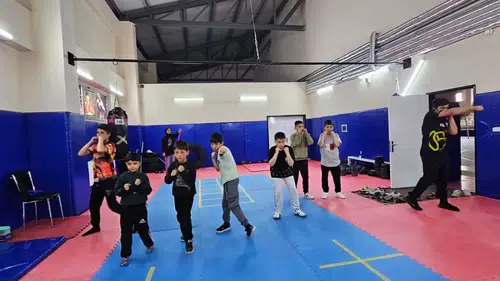Hasköy ilçesindeki gençler boks kursuyla spor disiplini kazanıyor