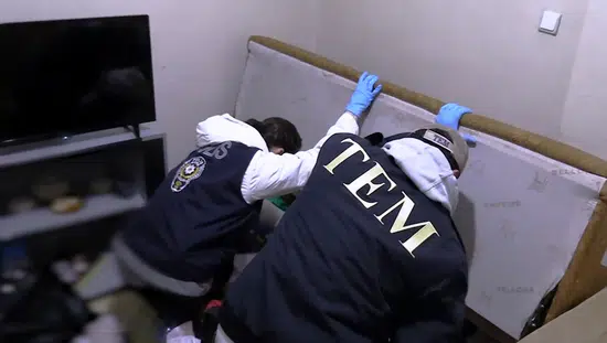 Tatvan merkezli FETÖ operasyonunda bir kişi tutuklanarak cezaevine gönderildi
