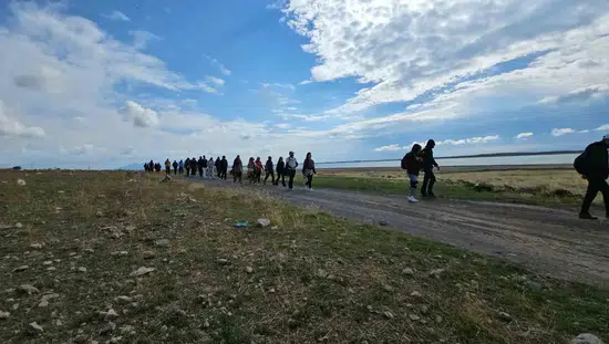 Arin Gölü’ndeki su çekilmesine dikkat çekmek için doğa yürüyüşü düzenlendi