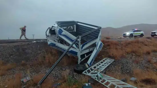Van Başkale yolunda üç aracın karıştığı zincirleme kaza 12 yaralı