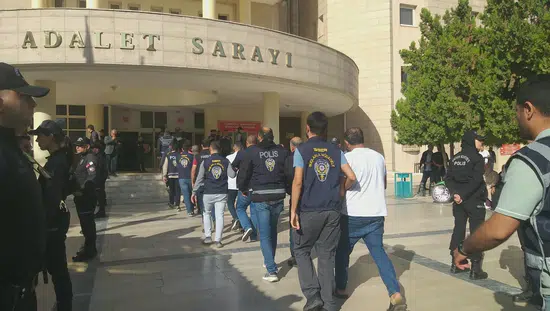 Şanlıurfa merkezli yasadışı bahis operasyonunda 20 kişi tutuklandı