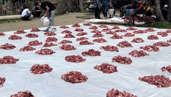 Yüksekova’da yüz yıllık paylaşım sofrası