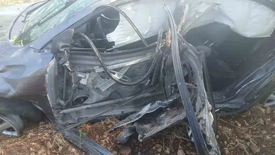 Şanlıurfa Bozova yolunda otomobil şarampole devrildi