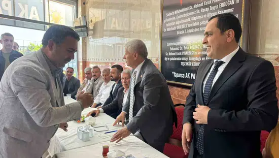 Birecik bayramlaşma töreninde siyaset ve halk bir araya geldi