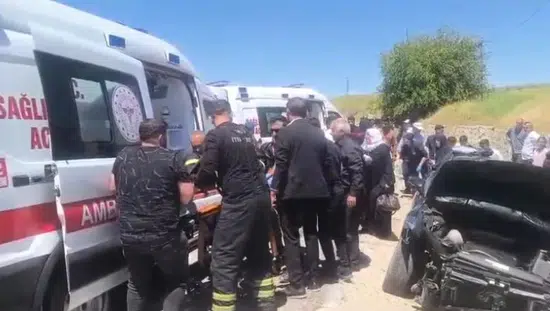 Batman yolunda kaza sonucu altı kişi yaralandı